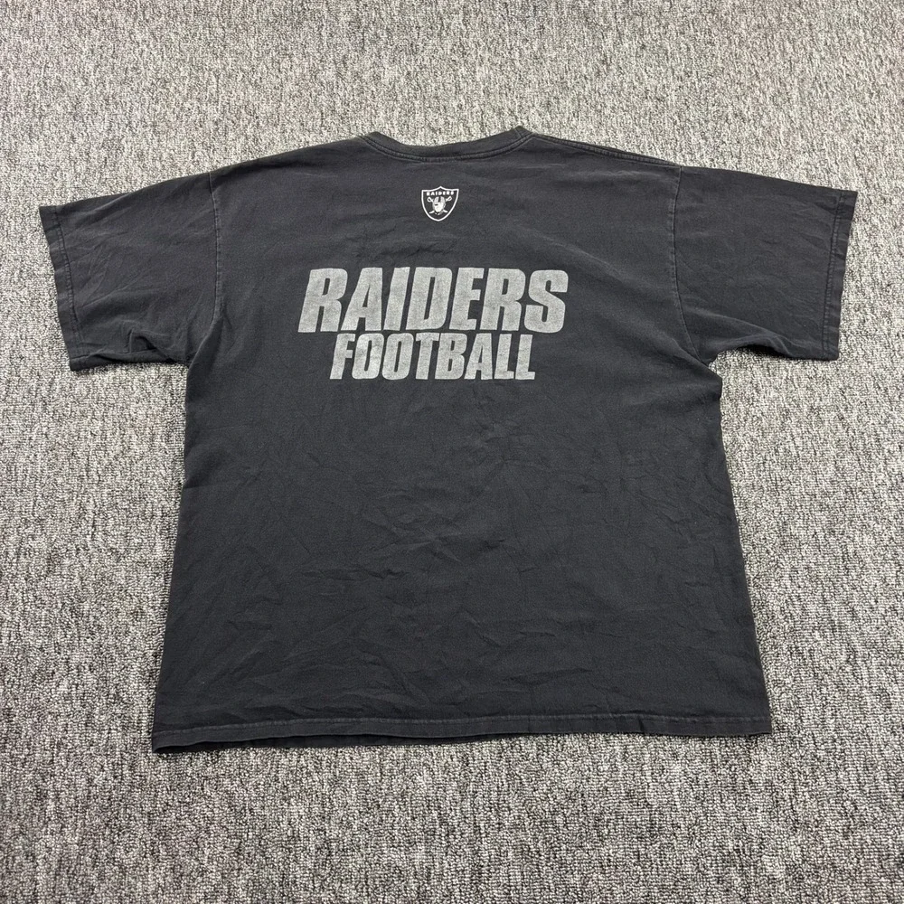 Vintage 90s Nike Team Oakland Raiders NFL T-Shirt Faded Black Made in USA Large